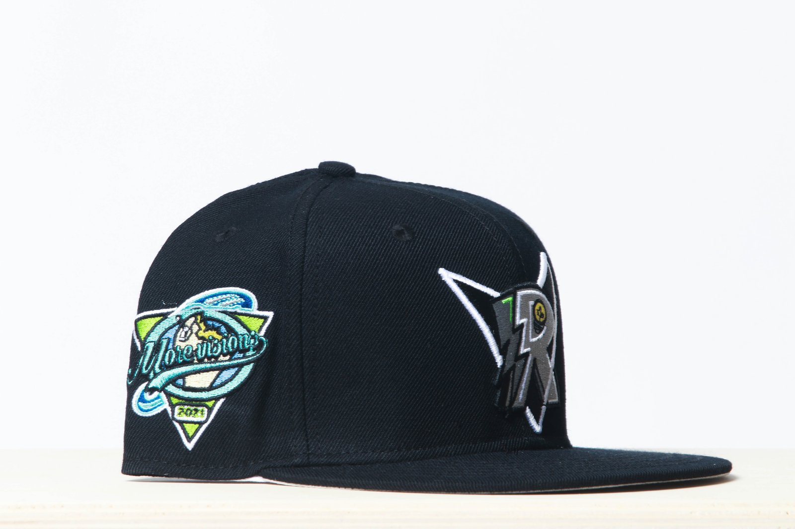 BLACK GREY BRIM FITTED (GREEN PATCH)